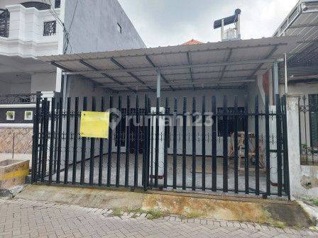 Dijual Rumah Minimalis Unfurnished siap huni Daerah Darmo Indah Selatan 2