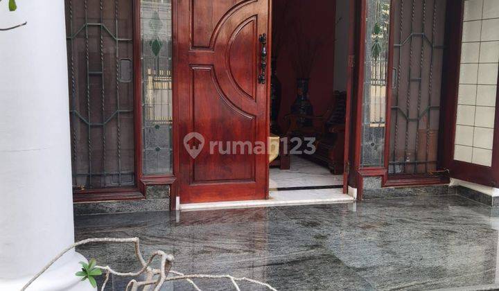 Rumah Di Kemayoran Jakarta Dan Ruko 4 Lantai SHM 2