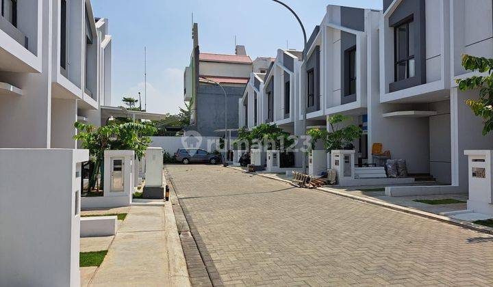 Rumah Di Harapan Indah Konsep Apartemen Bagus Modern Siap Huni 2