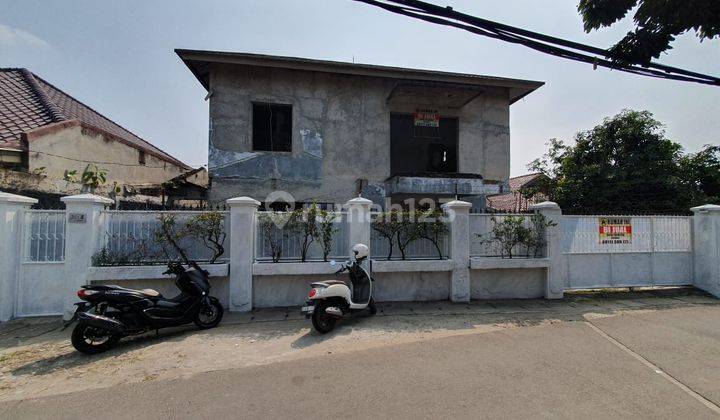 dijual rumah dalam proses pembangunan lokasi dekat dengan tol 1