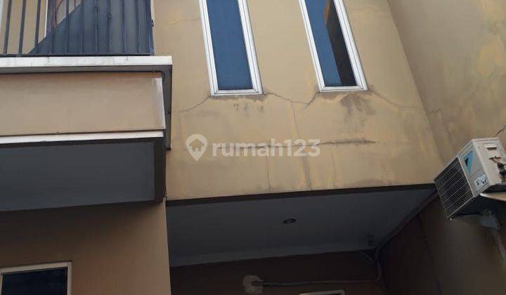 Di Jual Rumah Daerah Cempaka Baru Kemayoran 2 Setengah Lantai Bagus Dan Rapi 1