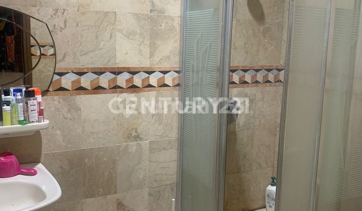 2-Story Luxury House in Ciceri with Toll Access, Suitable for Office Use 2