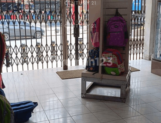 2-Story Ruko Royal Suitable for Contemporary Business 2