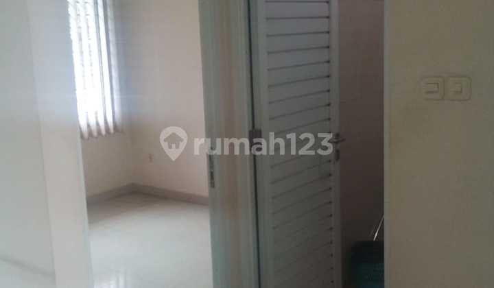 RUKO PETA FOR SALE, STRATEGIC LOCATION 2