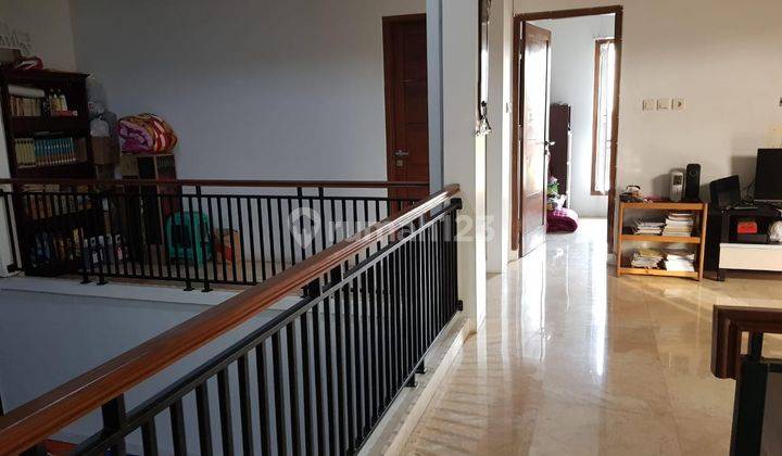 Dijual Rumah 2 Lantai Town House Di Bekasi Timur  1