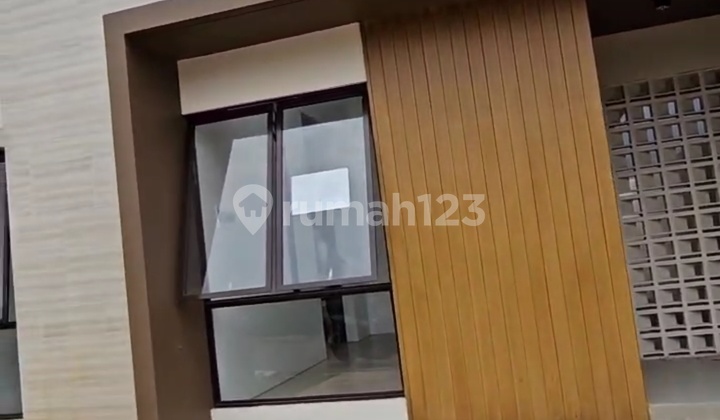 FOR SALE HOUSE IN CHLOE CLUSTER, CITRA GARDEN SERPONG, CISAUK