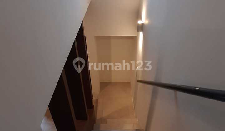 For Rent Freja Suites House Bsd Strategic Location