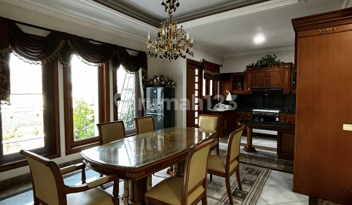 Luxury Home in the Elite Setraduta Complex, North Bandung 2