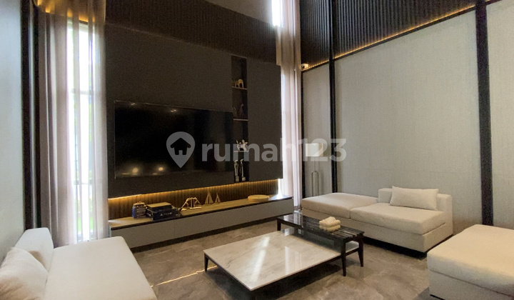 Rumah Mewah Summarecon Bandung Ada Kolam Renang Hook Tepi Danau Rumah Mewah Summarecon Bandung Ada Kolam Renang Hook Tepi Danau