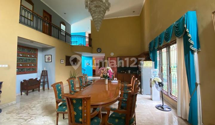 Well-Maintained Lush Fully Furnished House in Pejaten, South Jakarta 2