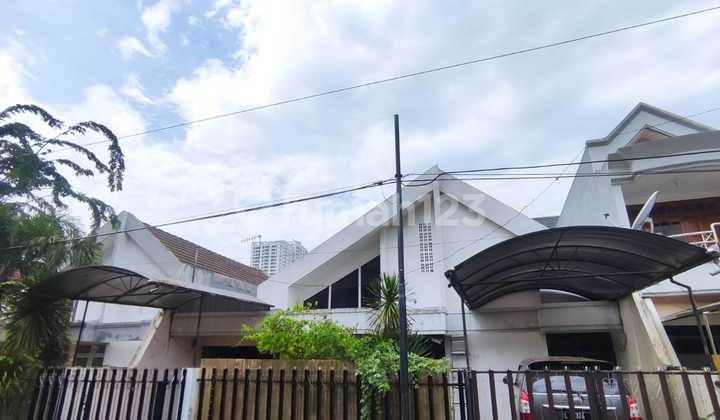 RUMAH 1 LANTAI HITUNG TANAH MANYAR KERTAADI 2
