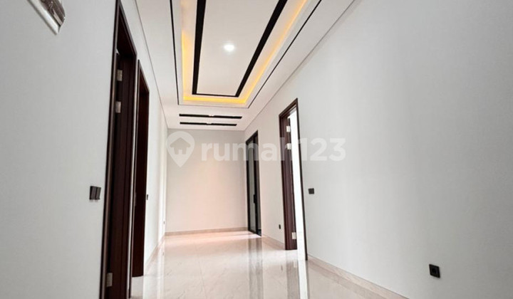 Rumah Baru Gress Modern Tropis Minimalis di Newton Hill Citraland Utama 2