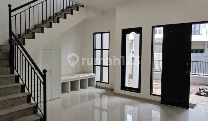 For Sale Ready-to-Occupy Villa Sentra Raya 2