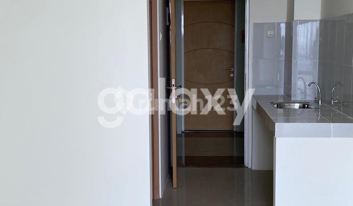 CHEAP ITEMS QUICK SALE  Bale Hinggil Studio Apartment Unfurnished 2
