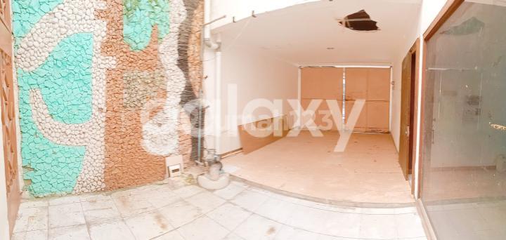 DIJUAL  RUMAH KLASIK DEKAT GALAXY MALL DI SURABAYA TIMUR KOMPLEK PERUMAHAN DHARMAHUSADA UTARA SURABAYA 2