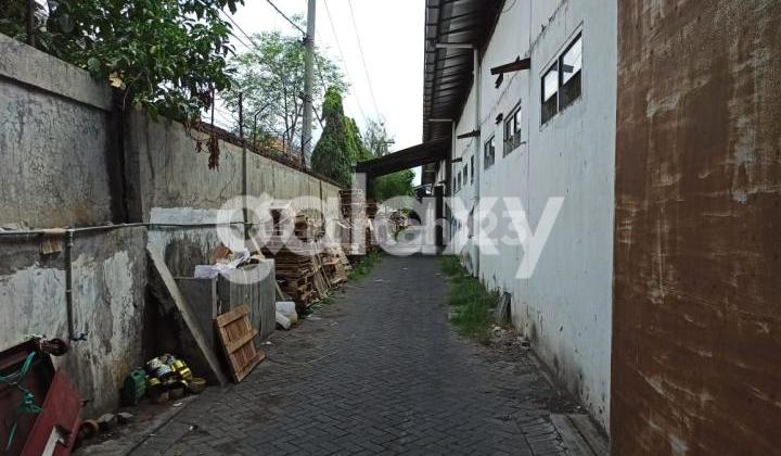 Dijual Gudang Ex-Percetakan di Pogot