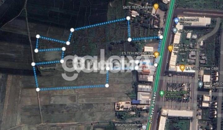 For Sale Commercial Land at Zero Point Driyorejo Main Road