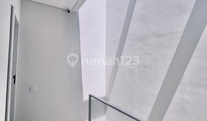 For Sale: Modern Industrial House, One Step to Mulyosari Main Road 2