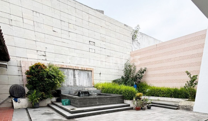 *Dijual Rumah Raya Dharmahusada Siap Huni*