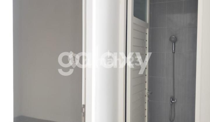 Ready-to-Occupy House for Sale in Puri Safira Regency Ready-to-Occupy House for Sale in Puri Safira Regency