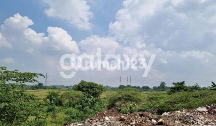 For Sale Commercial Land at Zero Point Driyorejo Main Road