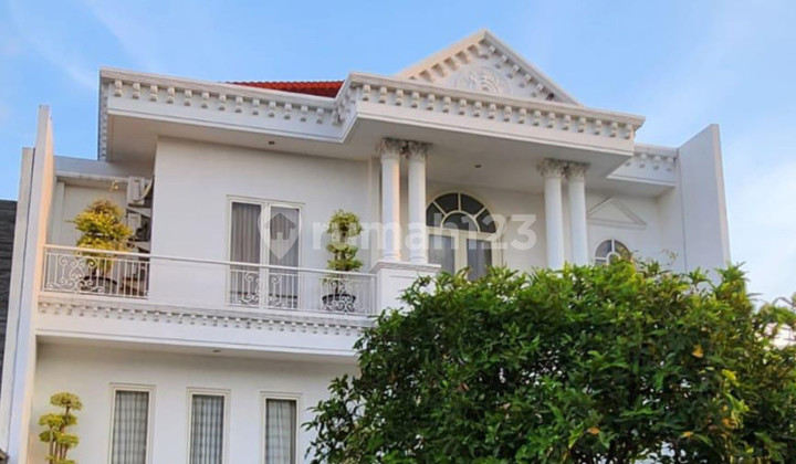 *For Sale Strategic Vbr House Pakuwon Indah*