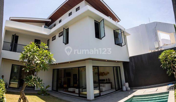 Speciouse Villa In Ungasan For Sale 2 Lantai Baru Shm 1