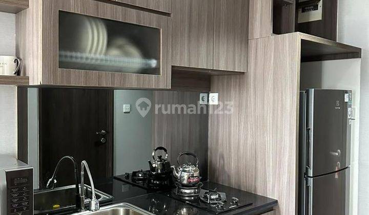 Apartemen Bintaro Icon Full Furnished view swimming pool 2