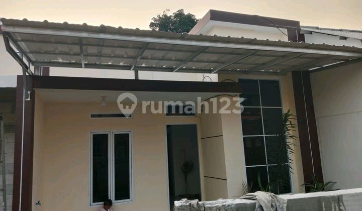 House near Soekarno Hatta Airport