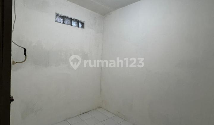 For Rent, Ready-to-Occupy House in Kemayoran For Rent, Ready-to-Occupy House in Kemayoran