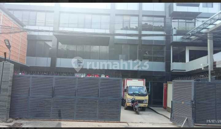 Di Jual / Disewakan Gudang + Kantor Modern Siap Pakai di Sunter Di Jual / Disewakan Gudang + Kantor Modern Siap Pakai di Sunter