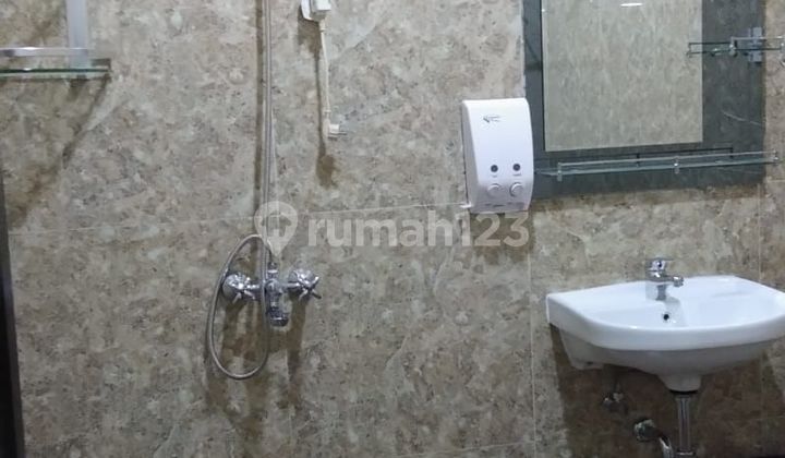 For Sale Nice Neat House in Kemayoran Near PRJ 2