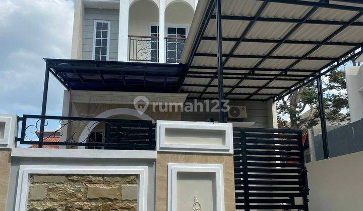 RUMAH 2 LANTAI SIAP HUNI DI GRAFIKA BANYUMANIK 1