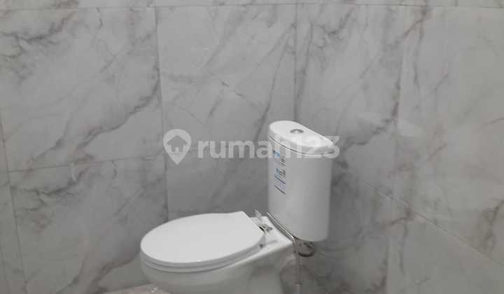 Dijual Rumah Baru Bagus Siap Huni Dekat Kota Di Banowati Raya  2