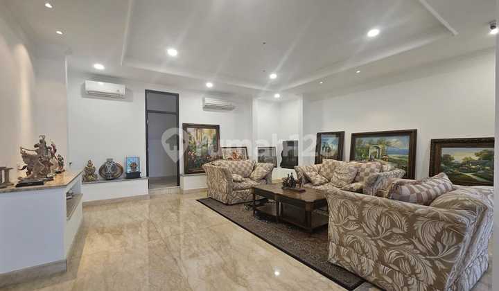 Dijual Rumah Megah View Cakep Plus Kolam Renang Pribadi di Gombel Banyumanik 2