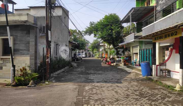 Cheap Sale of Active Hook Pavilion Boarding House in Peleburan Near Simpang Lima 2