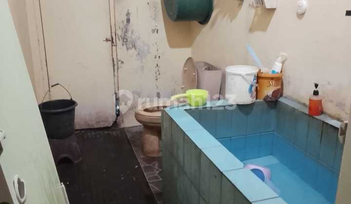 Dijual Cepat Rumah Tanah Luas dan Murah di Banyumanik 2