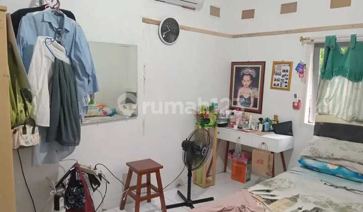 Dijual Rumah 1,5 Lantai Layak Huni bisa Buat Kos Kosan di Peleburan 2