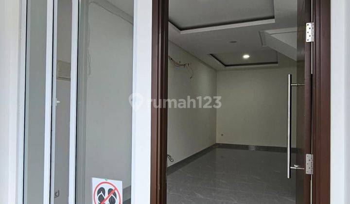 Turun Harga Rumah Siap Huni Full Renovasi terlihat Baru  1