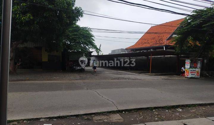 Tanah untuk usaha 1130 M2 di jalan raya Cipadu, lokasi ramai 1