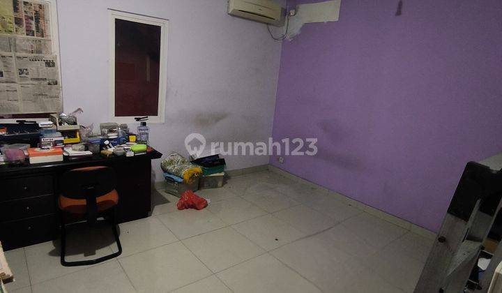 Rumah Sudah Renovasi Di Jakarta Barat Siap huni 2