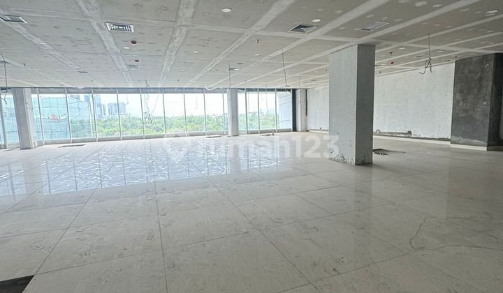 Gedung 12 Lantai Di Pik 1, Jakarta Utara