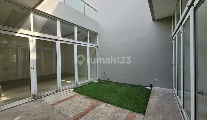 Rumah 3 Lantai Bagus Siap Huni Ada Mezzanine 2