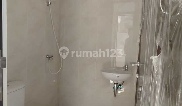 Cuma 15.83 Jt/M Rumah Dekat Stasiun Cisauk di Citra Garden Serpong #1458 2