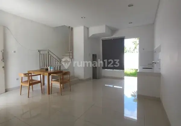 Rumah Dikontrakan di Imperial Gading, Semi Furnished 2