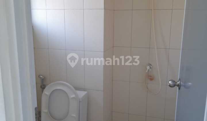 Strategis, Modern, Dekat Fasilitas - Ruko di BSD City Serpong #1450 2