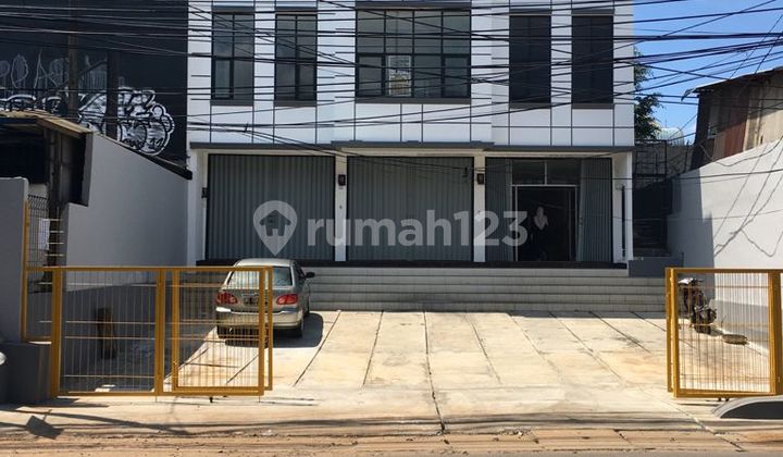 Ruang Usaha 3 Ruko Gandeng Strategis di Pondok Kelapa, Jakarta Timur #494