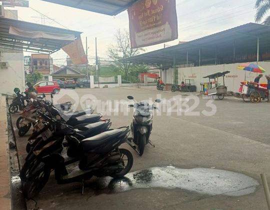 Ruko Furnished di Jalan Kaliabang, Bekasi Utara #543 2
