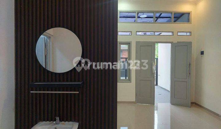 Rumah Vila Gading Harapan Sudah Renovasi di Bekasi 2