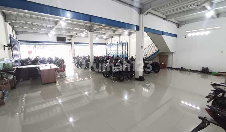 Ruko Gandeng Ex Showroom di Mustika Jaya, Bekasi Kota. #560 1